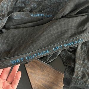 XL men’s lululemon long sleeve